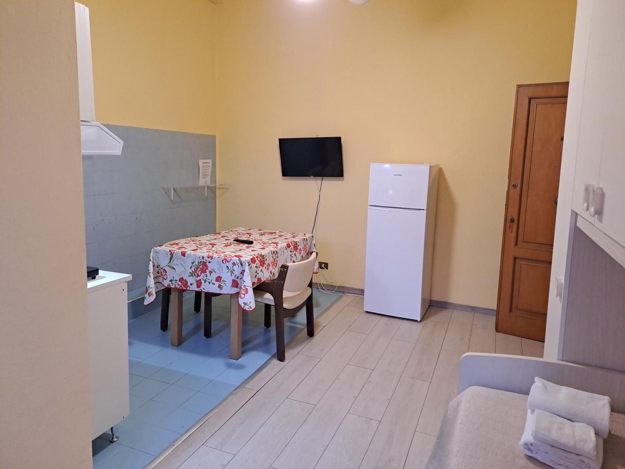 Giappone Inn Flat リヴォルノ エクステリア 写真