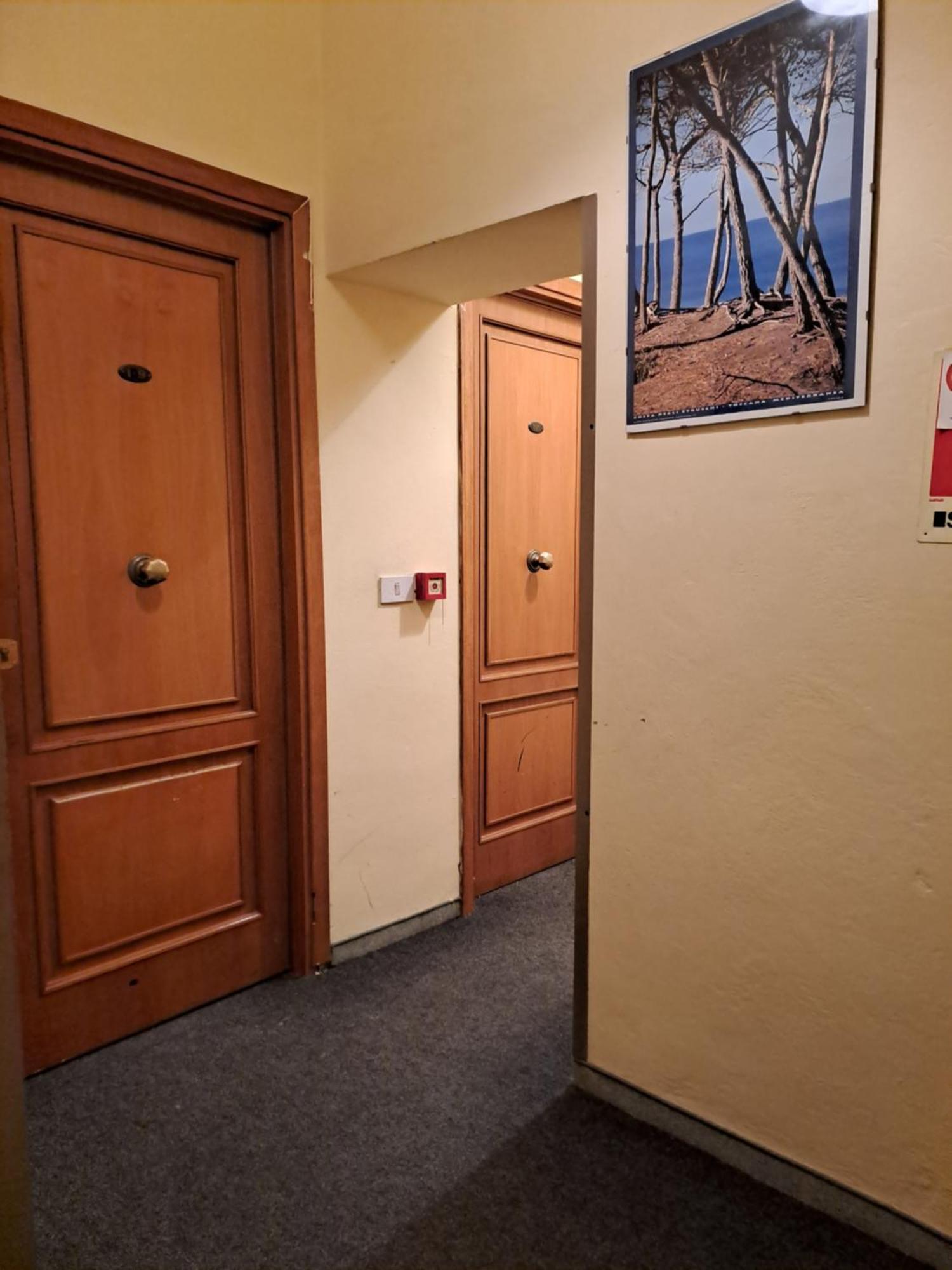 Giappone Inn Flat リヴォルノ エクステリア 写真